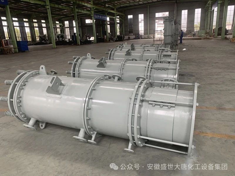 Graphite sulfuric acid dilution cooler